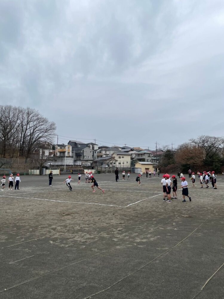 ニュース - 八王子市立山田小学校でタグラグビー教室を行いました
