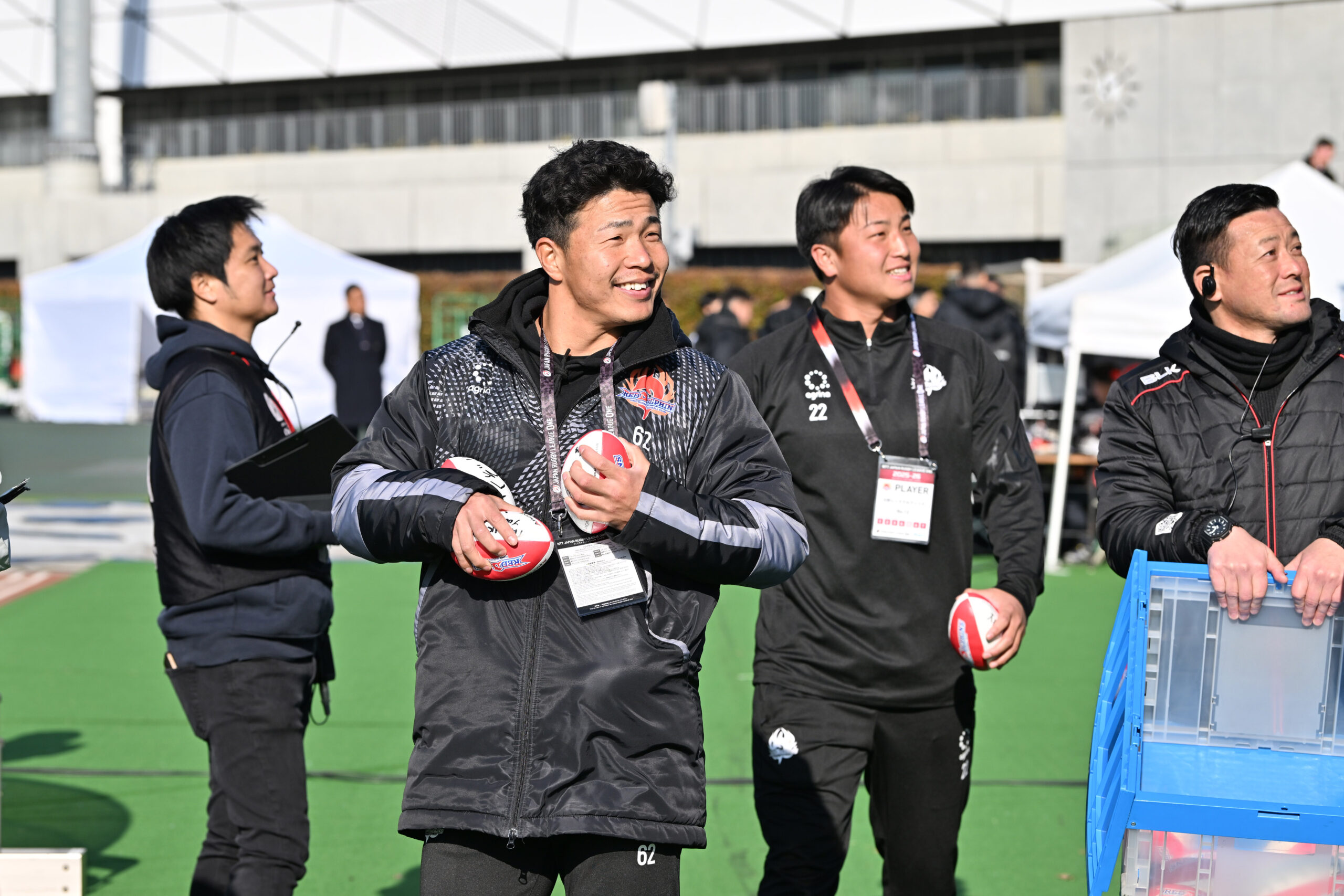花園近鉄ライナーズ 公式ダウンコート M ブラック ミズノ ラグビー 観戦用 MIZUNO（ミズノ） 送料込み ロング ベンチ ダウンコート 32ME6650